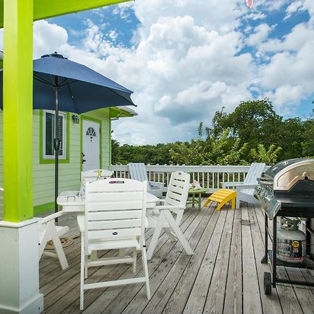 Sir Charles Guest House Palmetto Point Bagian luar foto