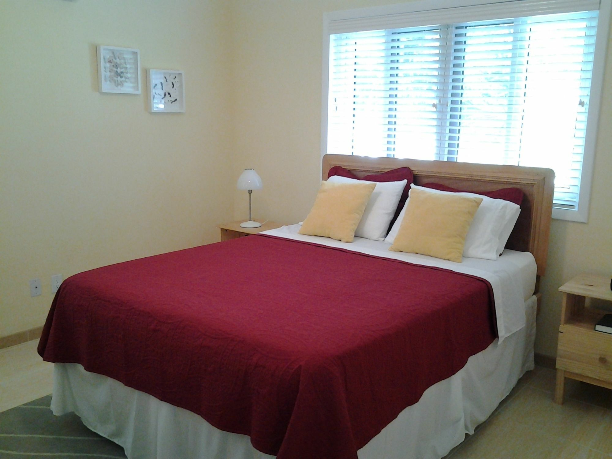 Sir Charles Guest House Palmetto Point Bagian luar foto