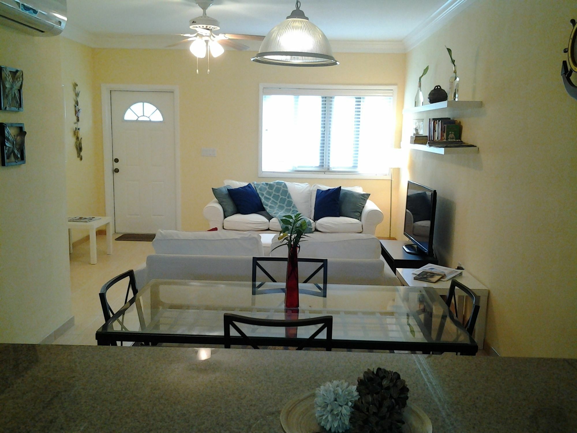 Sir Charles Guest House Palmetto Point Bagian luar foto